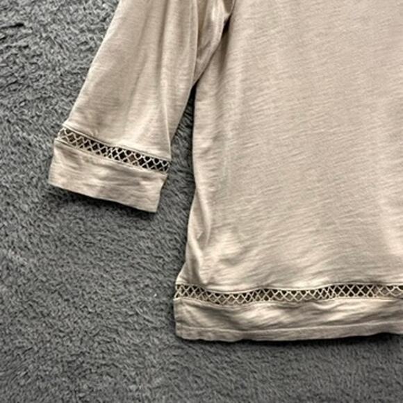 Belle Beach by Kim Gravel Large Beige V-Neck Top Lace Cut Out Beach Vacation - Picture 4 of 11